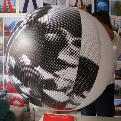Des ballons gonflables en PVC de couleur simple flottant à bas prix