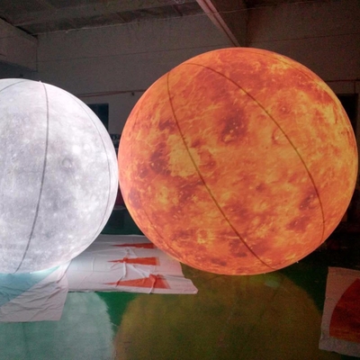 Modèle de lune gonflable avec lumière LED / Grand ballon lunaire gonflable pour la décoration