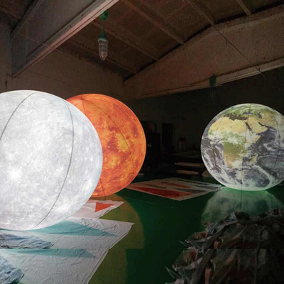 Lumière LED décorative pour les fêtes en plein air Ballon gonflable en hélium géant en PVC avec impression de logo