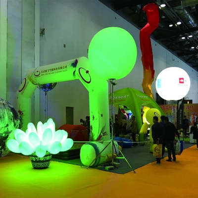 Ballon gonflable avec éclairage LED à l'intérieur Ballon de fête pour les décorations de concert