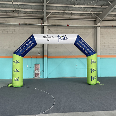 Arc gonflable décoratif extérieur, y compris le souffleur d'air