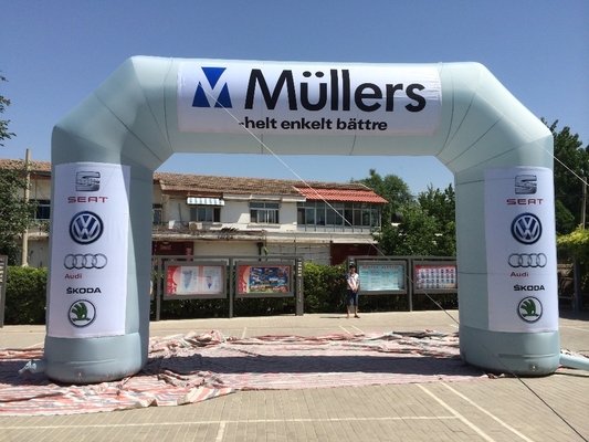Nouveau design publicité en plein air rond arc gonflable avec impression de logo verlcro pour la promotion de la marque événement sportif