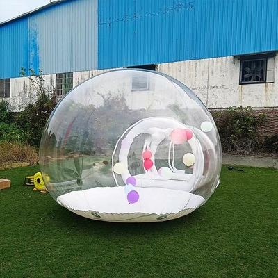 Les enfants jouent à la maison gonflable ballon à l' extérieur tente à dôme de 3 m