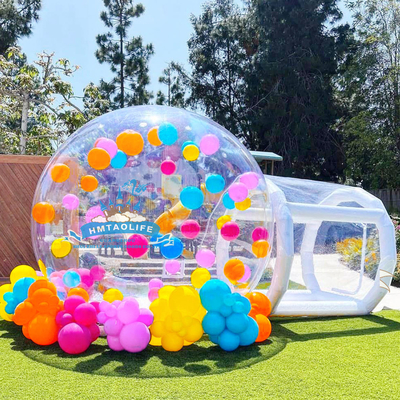 Maison blanche avec des bulles qui sautent transparente