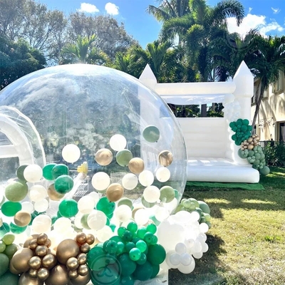 Maison gonflable à ballons