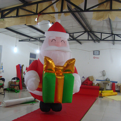 Les personnages publicitaires du Père Noël gonflables en vente